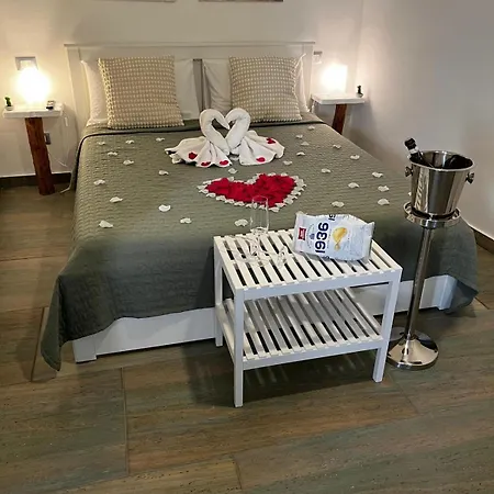 House Apartment *